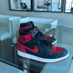Air Jordan 1 red "Satin Bred" high-top sneakers